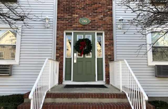 76 Whitefield Avenue Gallery 2