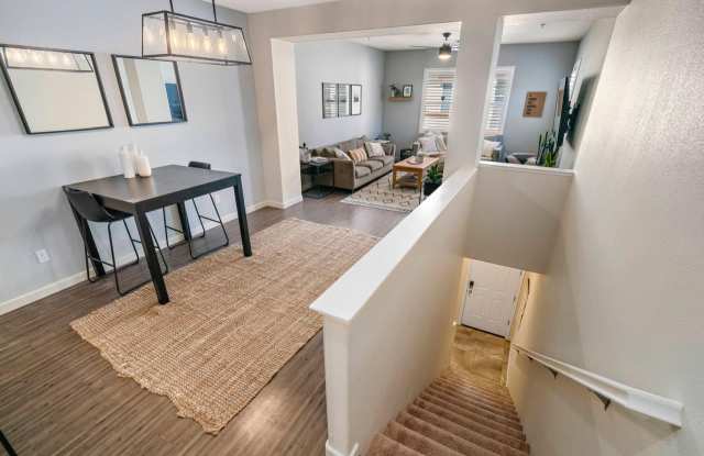 Beautiful 2 bed 2 bath located in Elk Grove! Gallery 3