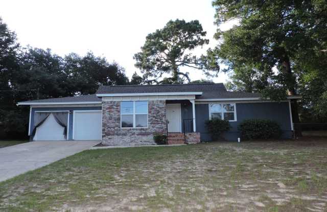 Nice home that is convenient to NAS and Corry! photos photos