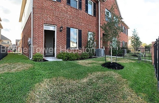 2711 Misty Heath Lane - 2711 Misty Heath Ln, Houston, TX 77082