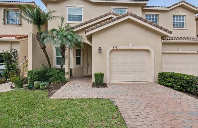8111 Carnoustie Place Gallery 2