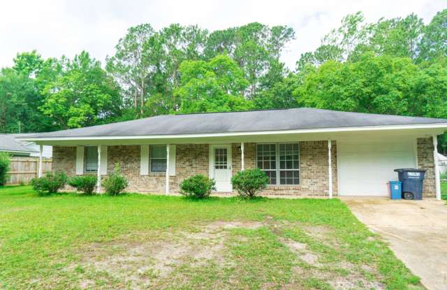 OCEAN SPRINGS SCHOOL DISTRICT - COZY 3 BEDROOM 1.5 BATH HOME CLOSE TO WALMART & MIDDLE SCHOOL photos photos