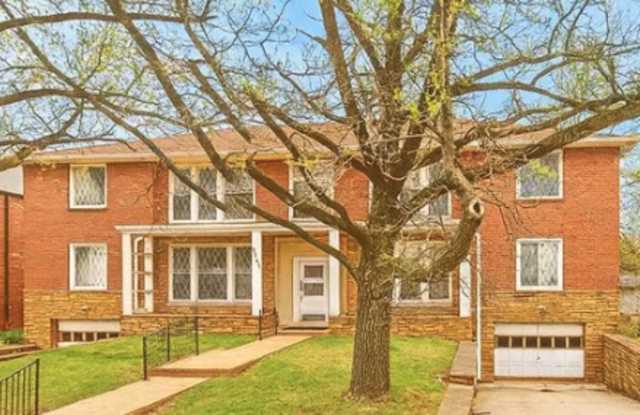 8241 Delmar Boulevard photos photos