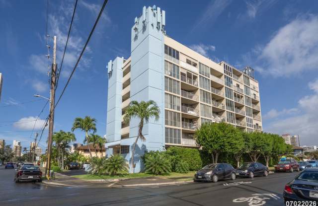Secure 2 Bd 1 Ba 1 pkg at Hala Sun- $2700 small pet friendly - 754 Ekela Ave #608 photos photos