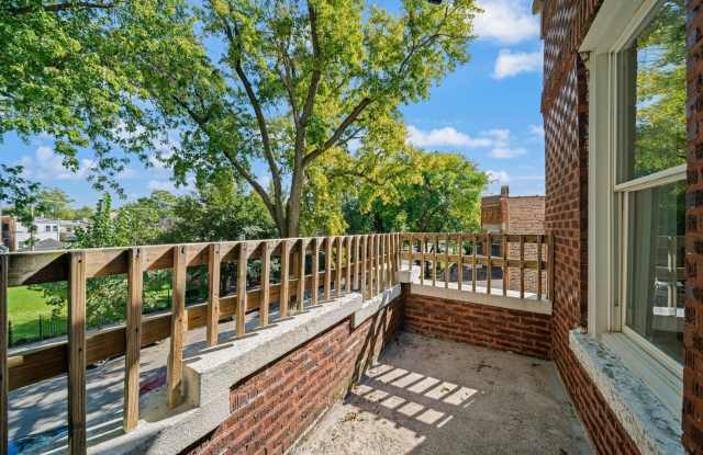 624 N Monticello Avenue Gallery 4