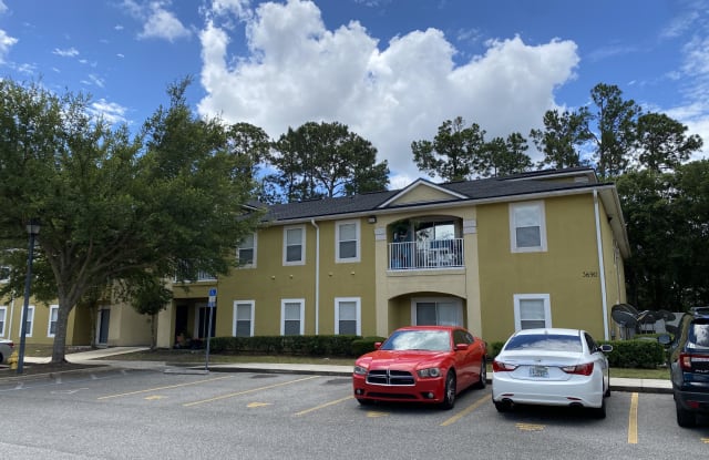 3690 KIRKPATRICK CIR - 3690 Kirkpatrick Cir, Jacksonville, FL 32210