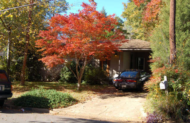 1602 18th Avenue E- 3 bed 2 bath House photos photos