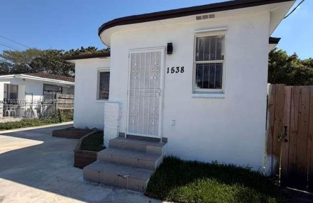 1538 Nw 66 ST photos photos