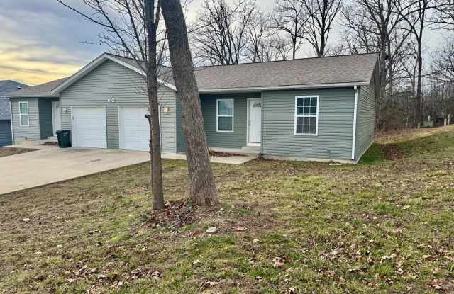 3 Bedroom 2 bath duplex Gallery 4