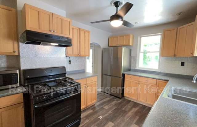 303 Lexington Court photos photos