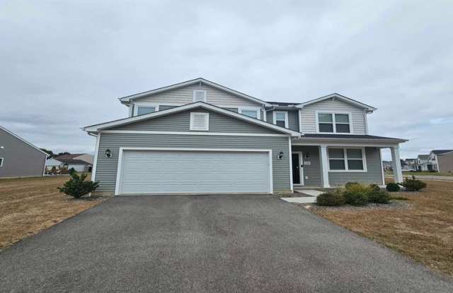 1181 Lake Forest Dr - 1181 Lake Forest Drive, Hebron, OH 43025