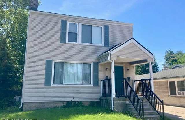 1321 W 9 MILE Road photos photos