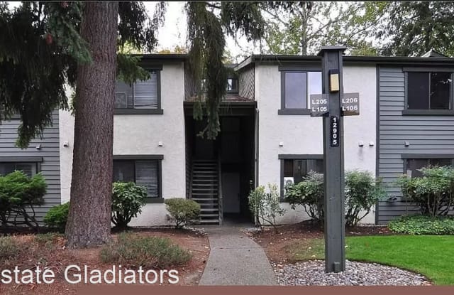 12905 126th CT NE #L105 - 12905 126th Court Northeast, Kirkland, WA 98034