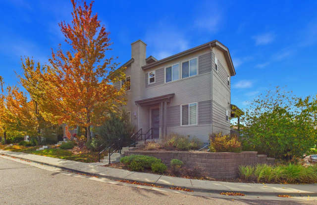 3328 Cranston Cir Gallery 1
