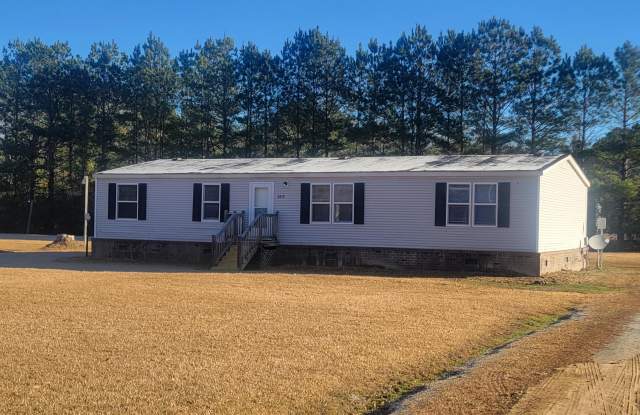 2819 Fennell Town Road photos photos