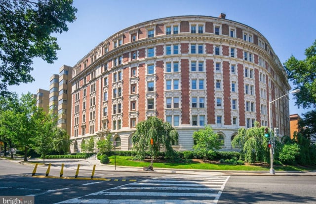 2126 CONNECTICUT AVENUE NW - 2126 Connecticut Avenue Northwest, Washington, DC 20008