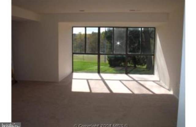 10136 LITTLE POND PLACE Gallery 2