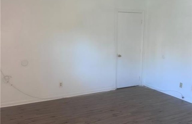 509 W Ocean View Avenue Gallery 3