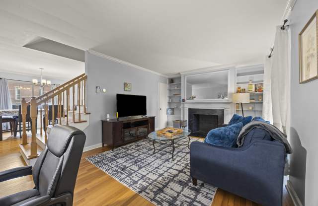 1744 East Broad Street - A photos photos