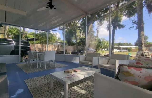 102 Vanguard Cirle photos photos
