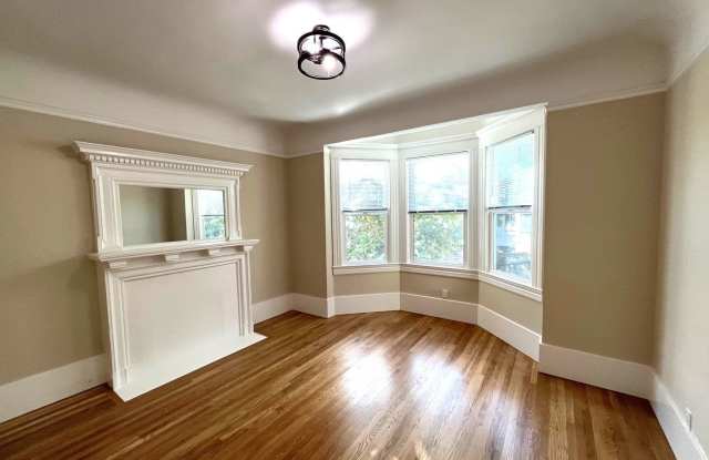 BREATHTAKING 2 BED/ 1 BATH MISSION FLAT!!! Gallery 1