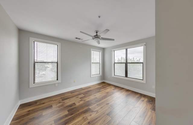 799 Hammond Drive - 1Unit 219 Gallery 3