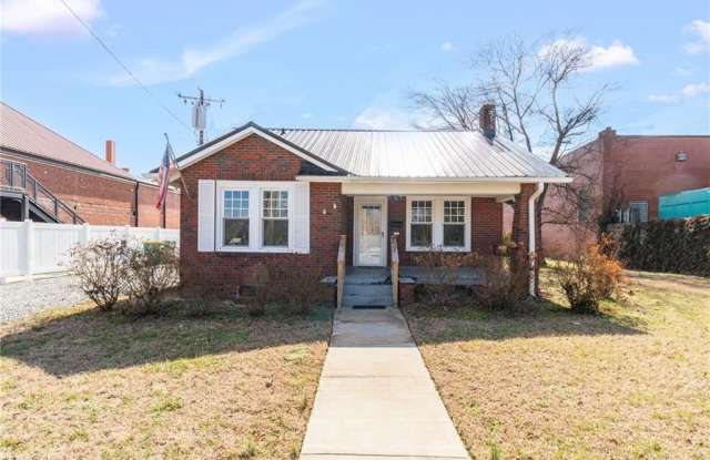 205 W Hunter Street photos photos