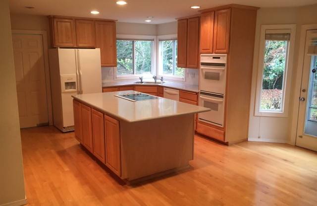 15339 NE 66th CT Gallery 3