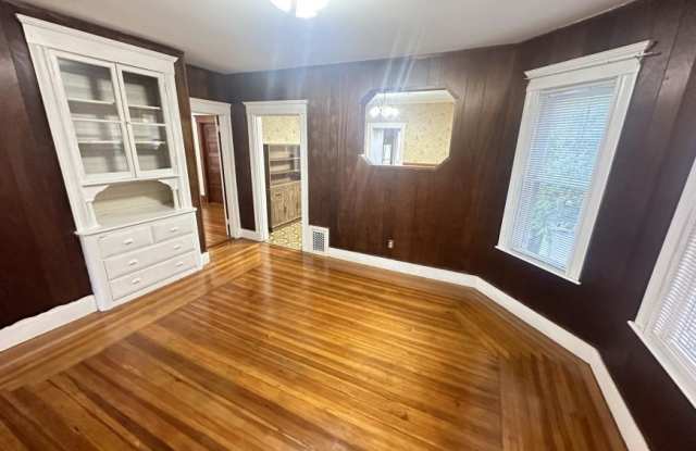 55 Grant St. photos photos