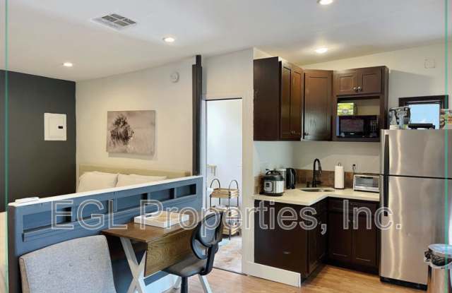 6657 Lindenhurst Ave. photos photos