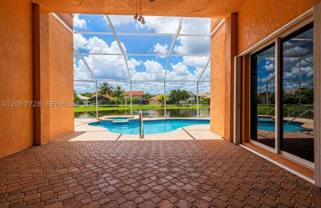 1041 Cedar Falls Dr Gallery 4