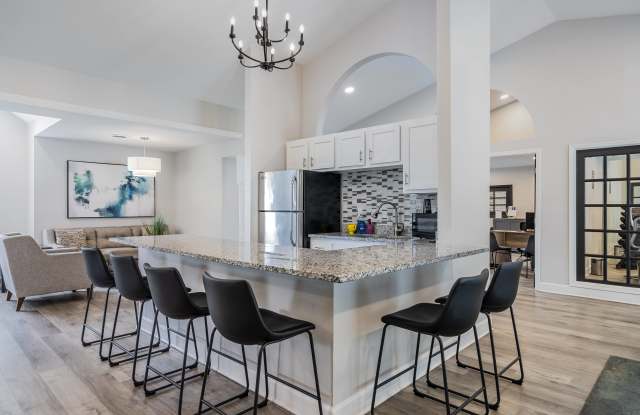 The Oaks Apartments Gallery 3