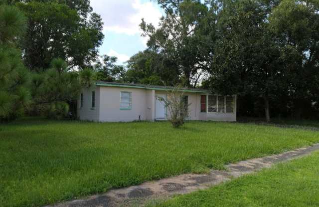 3 Bed 1 Bath Home | Pet Friendly | Washer Dryer Hook Ups | Section 8 Welcome photos photos