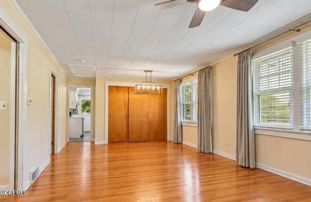 306 Hall Avenue Gallery 3