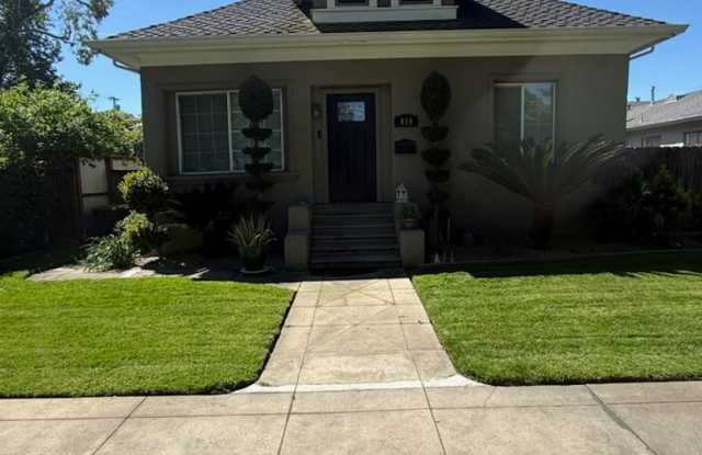 414 W Oak St Lodi, CA 95240 photos photos