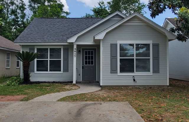 Modern Charm  Tranquil Living: 3-Bedroom Rental Home with New Upgrades in Valdosta, GA photos photos