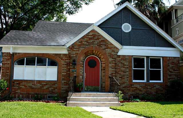 1931 Portsmouth Street Gallery 2