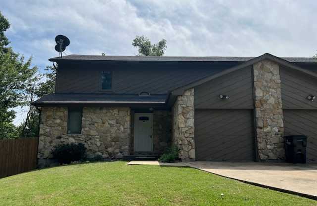 201- 203 Briarcrest Ct photos photos