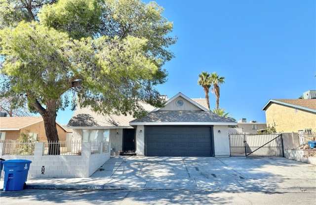 4067 Arrowood Drive photos photos