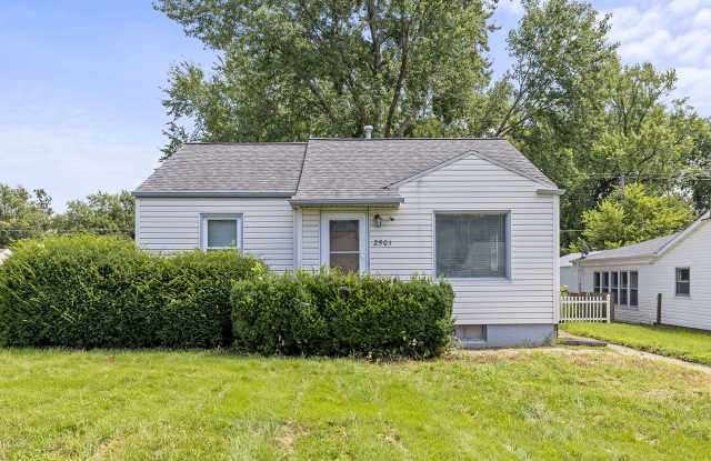 Cozy 3-Bedroom Ranch with Garage in Charming Old Towne Bellevue photos photos Cozy 3-Bedroom Ranch with Garage in Charming Old Towne Bellevue photos photos
