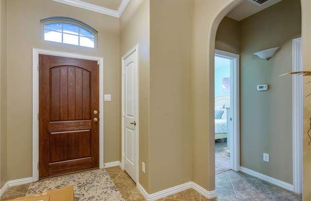 3413 Tamarack Lane Gallery 2