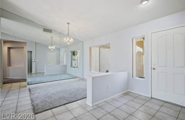 10713 Paradise Point Drive Gallery 2