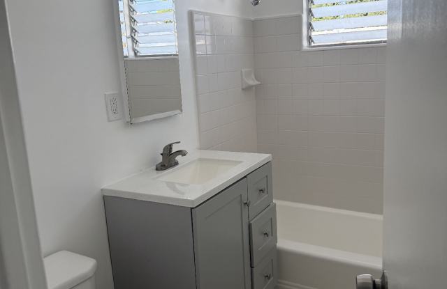 3110 Livona Ave Los Angeles photos photos