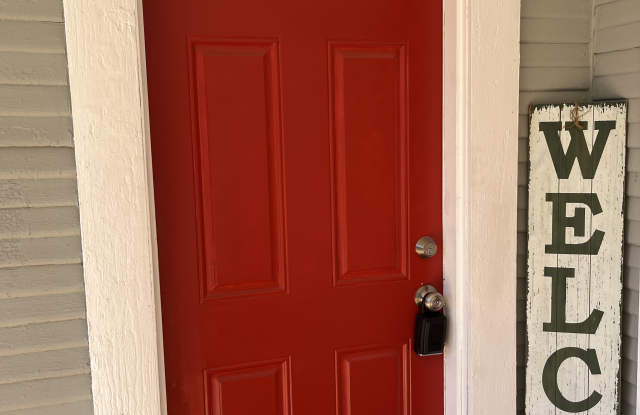 431 E Woodard St photos photos