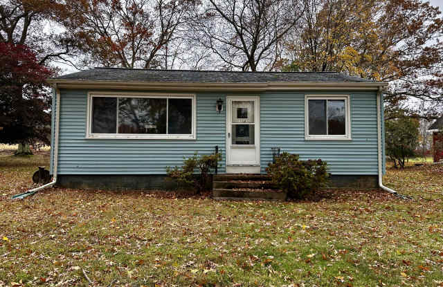 108 Chesterfield Road - 108 Chesterfield Road, New London County, CT 06333