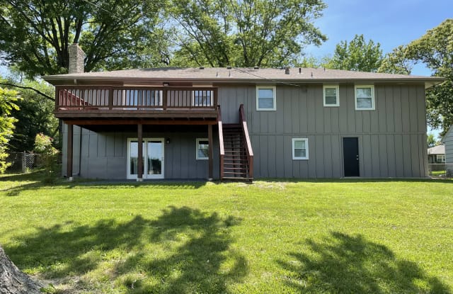 10900 Cleveland Ave - 10900 Cleveland Avenue, Kansas City, MO 64137