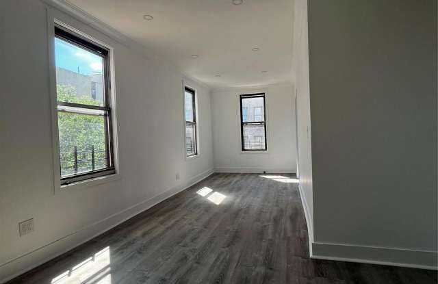 3294 Hull Avenue photos photos