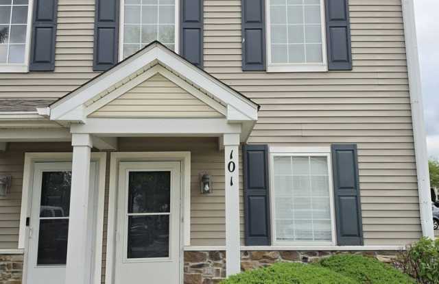 101 Silverstone Drive photos photos