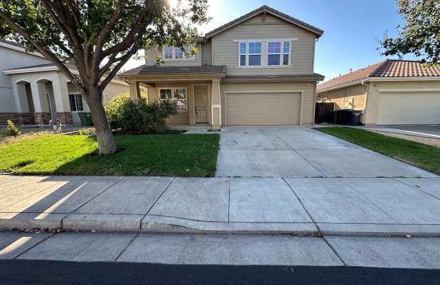 Beautiful 4 Bedroom, 2.5 Bath Tracy Home / Best Property Management photos photos