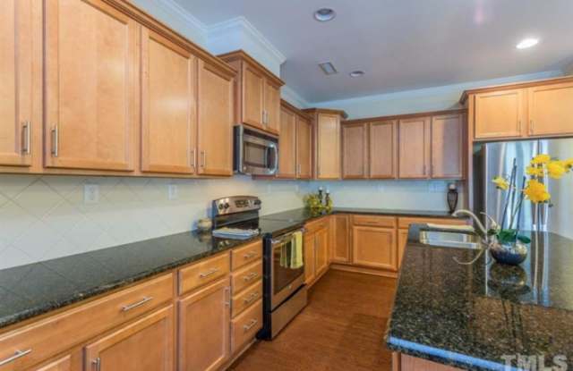 4106 Vallonia Drive Gallery 3